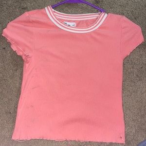 Pink crop top! Very soft!! Very cute brand~ Epic Threads price~5